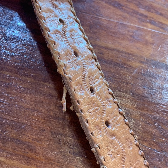 Vintage Guatemalan Woven Leather Concho Belt - Picture 9 of 17